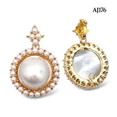 Approx. 3.0 - 3.5 mm and 15.0 - 16.0 mm, AK Pearl and South Sea Blister Mabe Pearl, Blister Mabe Pearl Halo Pearl Pendant