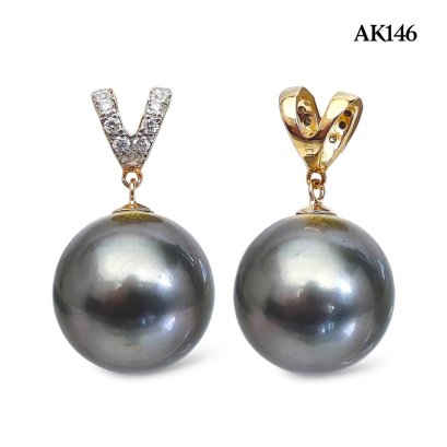 Approx. 14.0 mm, Tahitian Pearl, V Shape Diamond Paved Dangle Pearl Pendant