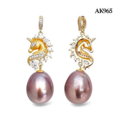 13.3 mm, Freshwater Pearl, Unicorn Dangle Pearl Hinge Clasp Pendant