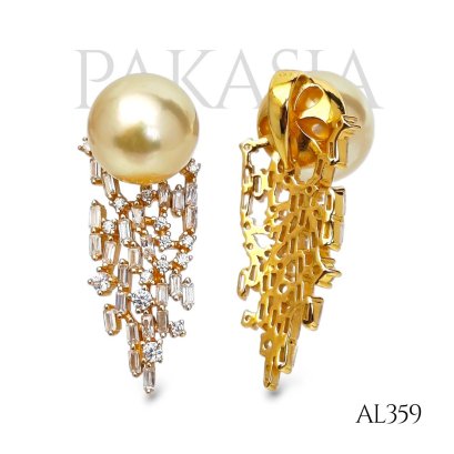 Approx. 9.0 - 10.0 mm, Gold South Sea Pearl, Pearl CZ Hive Pendant