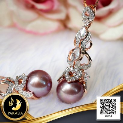 จี้ไข่มุก D' Lava หัวใจประดับพลอยแท้ ไข่มุก Edison น้ำจืดคัดเกรด สีม่วง ทรงเกือบกลม ขนาดจัมโบ้ 12.0 mm เกรด AA+ ตัวเรือนจี้วัสดุเงินแท้ 925 ชุบสี Pink Gold ประดับพลอยแท้ White Topaz / 20.2.65