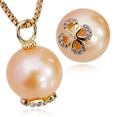 จี้ไข่มุก Edison  ปิดจุกใบโคลเวอร์ประดับพลอยแท้ White Topaz