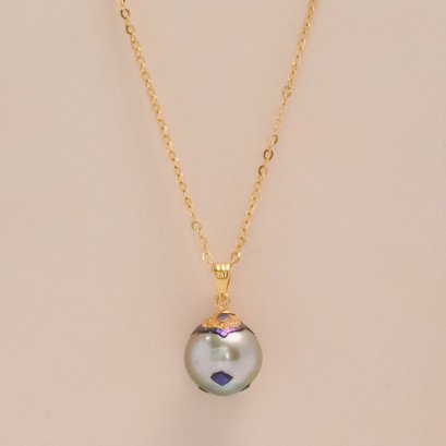 10.51 mm, Maki-e Tahitian Pearl, Solitaire Pearl Pendant