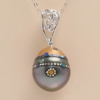 13.30 mm, Maki-e Tahitian Pearl, Solitaire Pearl Pendant