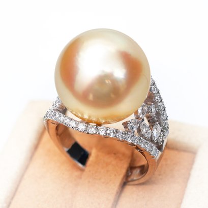 14.78 mm, Gold South Sea Pearl, Solitaire Pearl and Lab Grown Diamond Ring