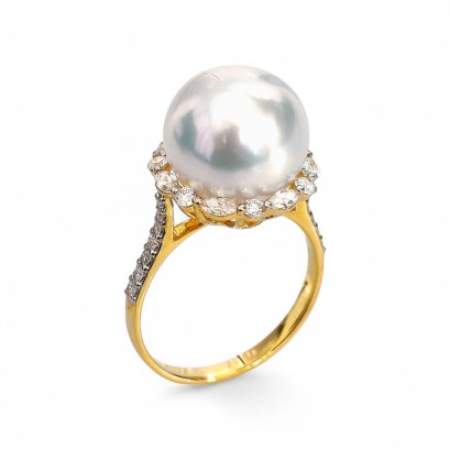 12.9 mm, White South Sea Pearl, Solitaire Pearl Halo Diamond Ring