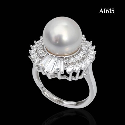 Approx. 10.0 - 11.0 mm, White South Sea Pearl, Solitaire Pearl Ray Halo CZ Ring