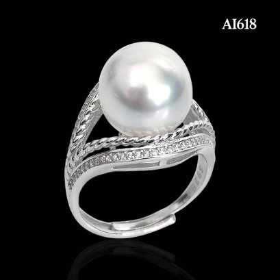 Approx. 11.5 mm, White South Sea Pearl, Solitaire Pearl Stripes CZ Paved Ring