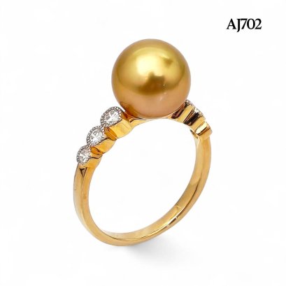 (PSL) 10.2 mm, Aurora Moon Rainbow, Three Stones Diamond Solitaire Pearl Ring
