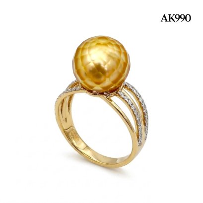10.6 mm, Hanashinju, Gold South Sea Pearl, Four Stripes Diamond Row Solitaire Pearl Ring