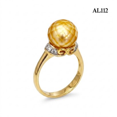 11.0 mm, Hanashinju, Gold South Sea Pearl, Solitaire Pearl Royal Base Diamond Ring