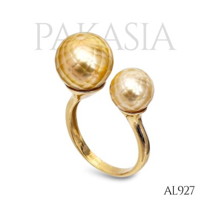 9.0 mm and 12.4 mm, Hanashinju, Gold South Sea Pearl, Duo Pearl Open Ring