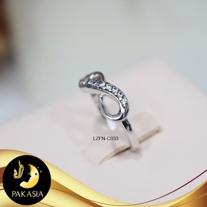 แหวน infinity ตัวเรือนเงินแท้ 92.5 ชุบทองคำขาว ประดับเพชร CZ  / C033