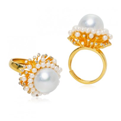 2.0 - 2.5 mm and 13.85 mm, Akoya and Whte South Sea Pearl, Diamond Ring