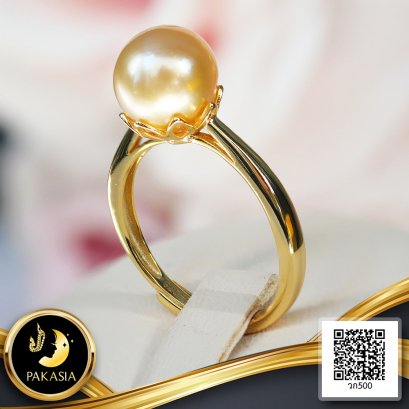 แหวนเกลี้ยงไข่มุกเม็ดเดี่ยว ฐานรองไข่มุกกลีบดอกบัว ไข่มุก South Sea สายพันธุ์น้ำเค็มคัดเกรด สีทอง Middle - Deep Gold ทรงเกือบกลม ขนาด 8.0 mm เกรด AA+ ตัวเรือนแหวนวัสดุ เงินแท้ 925 ชุบสีทอง / 23.1.65