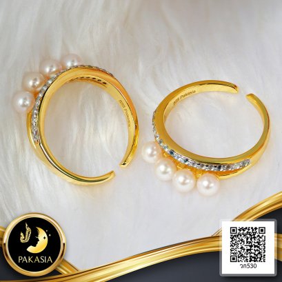 แหวน Double Ring ไข่มุก 4 เม็ด ท้องแหวนแบบ Open ไข่มุก Akoya สีขาว ทรงกลม ขนาด 3.5-4.0 mm เกรด AAA ตัวเรือนแหวนวัสดุเงินแท้ 925 ชุบสีทอง ประดับพลอยแท้ White Topaz / 23.3.65