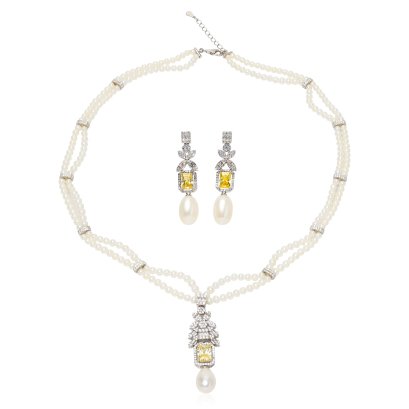 ผลิตภัณฑ์ไข่มุกจัดเซต ต่างหู สร้อยคอ Freshwater Pearl 2 สายระยะ พร้อมจี้ Christmas