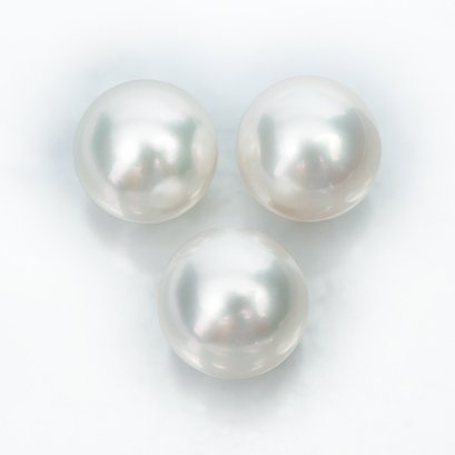 (PSL) Approx. 13.0 mm and 13.3 mm, Aurora Phoenix, Trio Loose Pearls