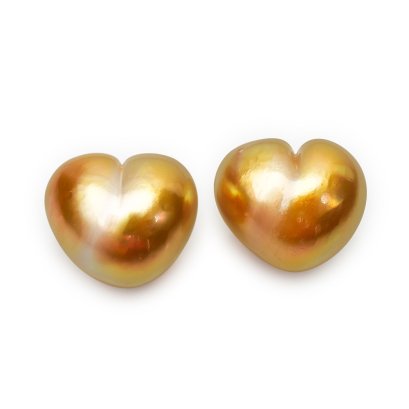 (GIA) 14.70x12.84x10.40 mm and 14.45x12.71x10.60 mm, Heart Shaped Pearl, Gold South Sea Pearl, Pair Pearl