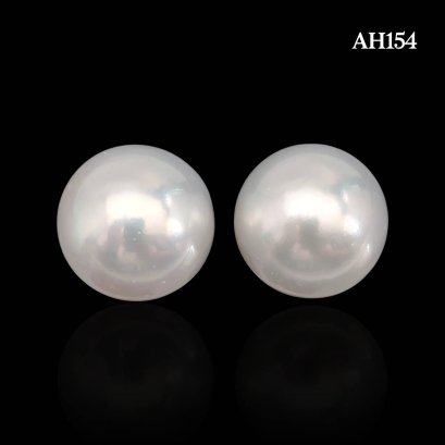 (GIA) 12.40 x 12.20 mm and 12.67 x 12.46 mm, White South Sea Pearl, Pair Pearl