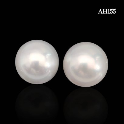 (GIA) 12.37 x 12.16 mm and 12.50 mm, Swan Lot, White South Sea Pearl, Pair Pearl