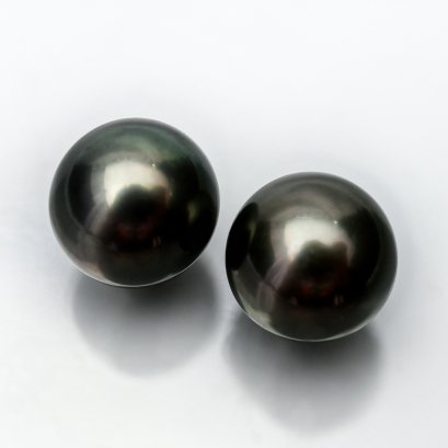 (GIA) 10.55 mm and 10.71 x 10.50 mm, Tahitian Pearl, Pair Pearl