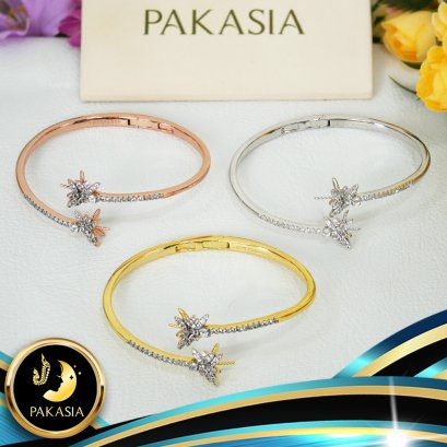 อะไหล่ตัวเรือนกำไลสปริงบานพับ Collection "ผีเสื้อทวิน" สำหรับติดไข่มุก 2 เม็ด ตัวเรือนเส้นผ่านศูนย์กลางขนาด 6 cm เงินแท้ 92.5 ประดับพลอยแท้ White Topaz ตัวเรือนมี 3 สีให้เลือก คือ สีทอง สีทองคำขาว และสี Pink Gold