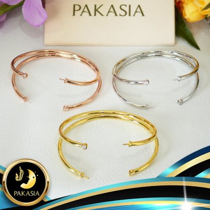 อะไหล่ตัวเรือนกำไล Open Bracelet Collection "กำไล 2 สาย ไข่มุก Double Twin" สำหรับติดไข่มุก 4 เม็ด ขนาดเส้นผ่านศูนย์กลาง 6 cm เงินแท้ 92.5 ประดับพลอยแท้ White Topaz ตัวเรือนมี 3 สีให้เลือก คือ สีทอง สีทองคำขาว และสี Pink Gold