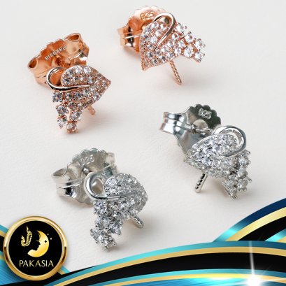 อะไหล่ตัวเรือนต่างหู Collection"ช่อองุ่น ใบใหญ่" พร้อมทับหลังแบบ Butterfly ใหญ่ ขนาดตัวเรือน 1.0 x 1.0 cm. วัสดุตัวเรือนเงินแท้ 925 ประดับพลอยแท้ White Topaz รวม 1.5 ct. มี 3 สีให้เลือก คือ ชุบสีทอง ชุบสีทองคำขาว และ ชุบสี Pink Gold