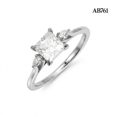 (GRA), Moissanite Princess Cut (1.0ct/D/VVS1/Ex) Three Stones Moissanite Ring