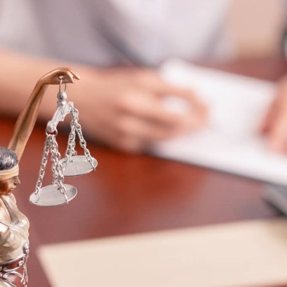 ลูกจ้างจะขอให้นับอายุการทำงานจากสัญญาจ้างทุกฉบับไม่ได้