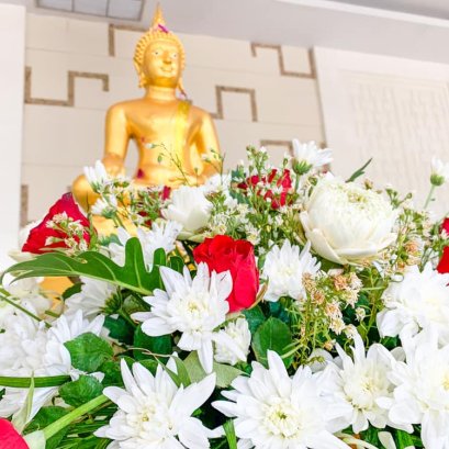 เทคนิคการเลือกวอลเปเปอร์ห้องพระตามสีมงคล