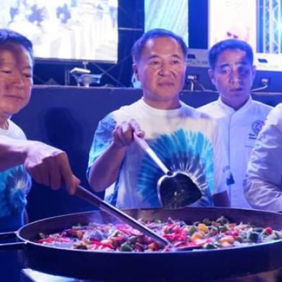 Festival of eating clams and falling squid @ Cha-am 2023