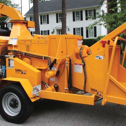 เครื่องย่อยกิ่งไม้ขนาดกิ่งไม้ ชนิดลากจูง