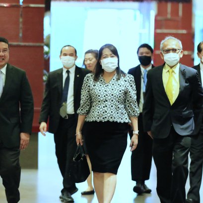 มอบโล่-ประกาศเกียรติคุณเพื่อเชิดชูเกียรติกรรมการสงเคราะห์66ทั่วประเทศที่เมืองทอง