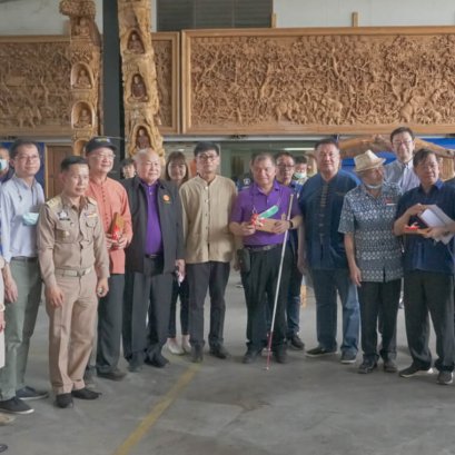 คณะสมาชิกวุฒิสภา และหน่วยงานรัฐ เยี่ยมชมร้านค้าและโกดัง