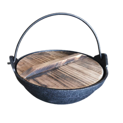 หม้อนาเบะ หม้อสุกี้ญี่ปุ่น หม้อชาบู หม้อ เหล็กหล่อ หม้อซุป พร้อมฝาไม้ปิด สามารถใช้ได้กับเตาทุกประเภท