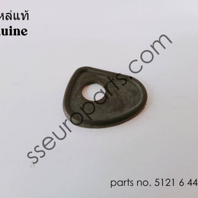 Right base Part number: 51216442181 6442181