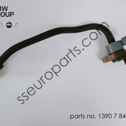 วาล์วระบายไอน้ำมันเชื้อเพลิงพร้อมท่อ หมายเลขชิ้นส่วน: 13907847243 7847243