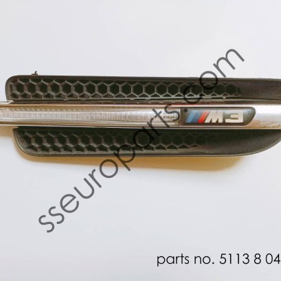 Ornam. grille, side wall w/emblem, right Part number: 51138046448 8046448