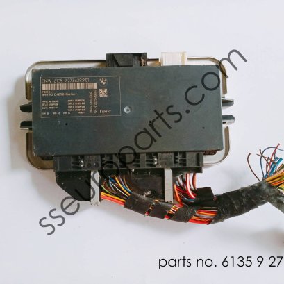 2011-2016 BMW 528I F10 FOOTWELL UNIT FRM3 61359273629 9273629