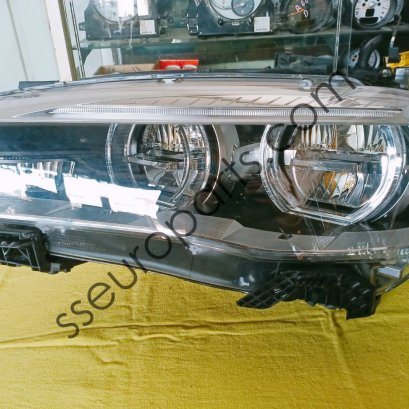 ไฟหน้าขวา F15 LED 7410685