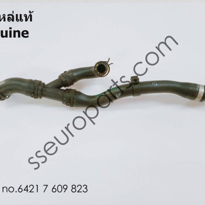ท่อน้ำไหลจากเครื่องยนต์กลับหม้อน้ำ หมายเลขชิ้นส่วน: 64217609823 7609823 64112751612 2751612