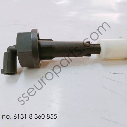 สวิตช์ระดับของหม้อน้ำ หมายเลขชิ้นส่วน: 61318360855 8360855 EUSTEIN