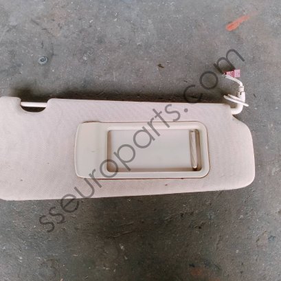 ที่บังแดดข้างขวา E90 เก่า