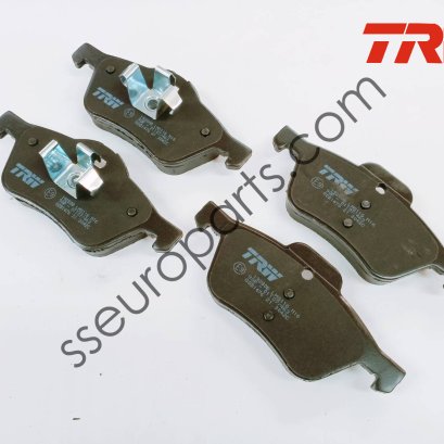 ผ้าเบรคหน้า หมายเลขชิ้นส่วน: 34112167233 2167233 TRW GDB1476