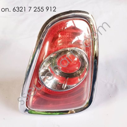 ไฟท้ายแผงข้างด้านขวา สี WEISS 63217255912 7255912