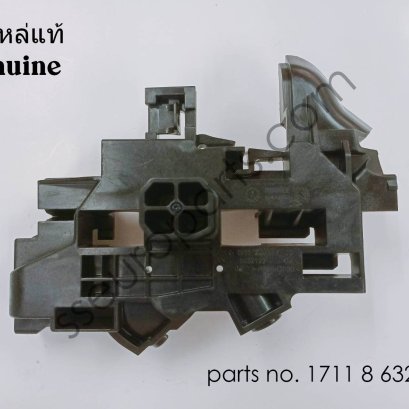 Holder, module mounting, bottom left Part number: 17118632127 8632127