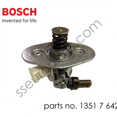 High-pressure pump Part number: 13517642466 7642466  0261 520 257 Bosch