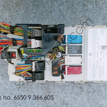 ฟิวส์โมดูลควบคุมพลังงานโดเมนร่างกาย 61359355492 OEM BMW X5 F15 2014